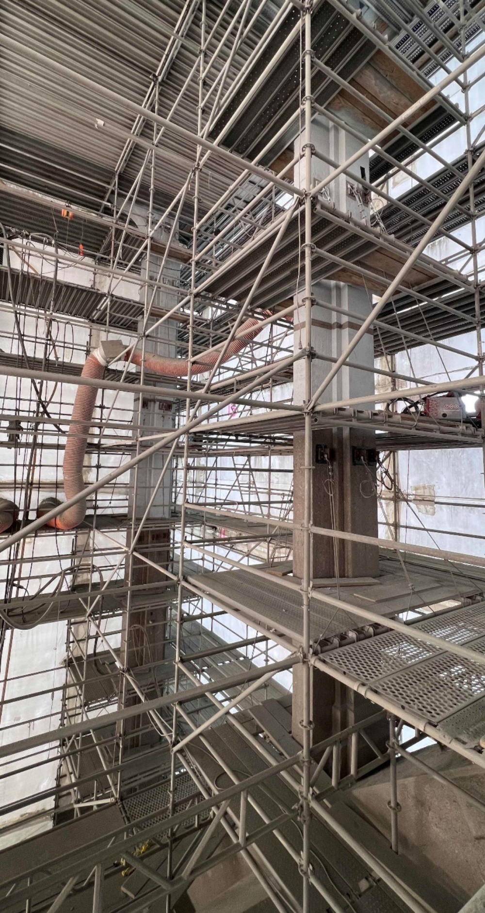 Yaquina Bay Bridge Levels of scaffolding inside of the containment