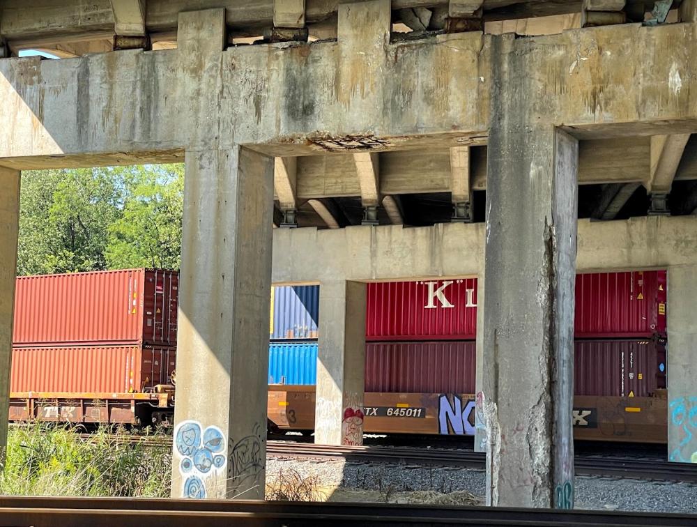 Concrete deterioration at the bridge deck expansion joints